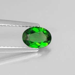 Diopside Chrome Vert naturelle Coupe ovale, 0.61 ct, VVS
