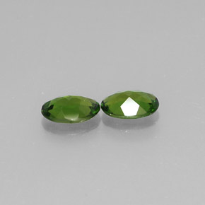 Achetez naturel ct vert diopside de chrome gems, coupe ovale, en provenance russie chez gemselect. en stock, livraison internationale!