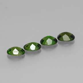Achetez naturel ct vert diopside de chrome gems, coupe ovale, en provenance russie chez gemselect. en stock, livraison internationale!