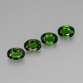 Achetez naturel ct vert diopside de chrome gems, coupe ovale, en provenance russie chez gemselect. en stock, livraison internationale!