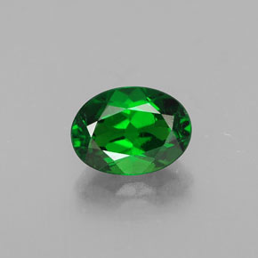 Diopside de chrome vert naturelle coupe ovale, 0,90 ct, SI