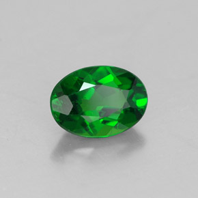 Diopside de chrome vert naturelle coupe ovale, 0,82 ct, VS-SI