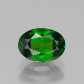 Diopside de chrome vert naturelle coupe ovale, 0,92 ct, VVS