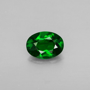 Diopside de chrome vert naturelle coupe ovale, 0,70 ct, VVS