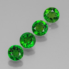 Achetez naturel ct Vert Diopside Chrome gems, Coupe roude, En provenance Russie chez GemSelect. En stock, livraison internationale!