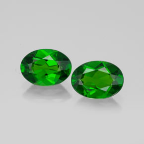 Achetez naturel ct vert diopside de chrome gems, coupe ovale, en provenance russie chez gemselect. en stock, livraison internationale!