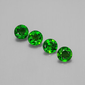 Achetez naturel ct Vert Diopside Chrome gems, Coupe roude, En provenance Russie chez GemSelect. En stock, livraison internationale!