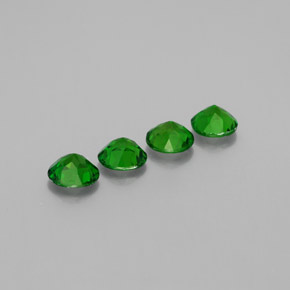 Achetez naturel ct Vert Diopside Chrome gems, Coupe roude, En provenance Russie chez GemSelect. En stock, livraison internationale!