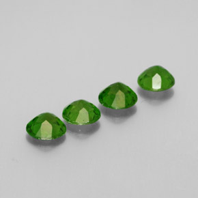 Achetez naturel ct vert diopside de chrome gems, coupe roude, en provenance russie chez gemselect. en stock, livraison internationale!