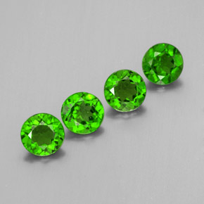 Achetez naturel ct vert diopside de chrome gems, coupe roude, en provenance russie chez gemselect. en stock, livraison internationale!