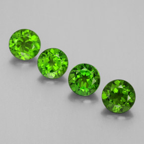 Achetez naturel ct Vert Diopside Chrome gems, Coupe roude, En provenance Russie chez GemSelect. En stock, livraison internationale!