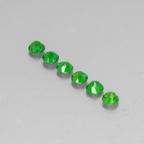 Achetez naturel ct vert diopside de chrome gems, coupe roude, en provenance russie chez gemselect. en stock, livraison internationale!