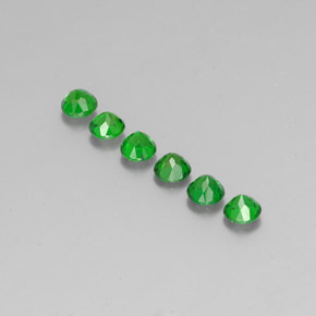 Achetez naturel ct Vert Diopside Chrome gems, Coupe roude, En provenance Russie chez GemSelect. En stock, livraison internationale!