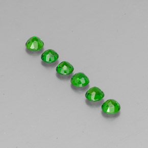 Achetez naturel ct vert diopside de chrome gems, coupe roude, en provenance russie chez gemselect. en stock, livraison internationale!