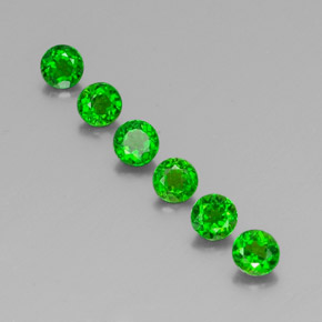 Achetez naturel ct vert diopside de chrome gems, coupe roude, en provenance russie chez gemselect. en stock, livraison internationale!
