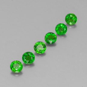 Achetez naturel ct Vert Diopside Chrome gems, Coupe roude, En provenance Russie chez GemSelect. En stock, livraison internationale!