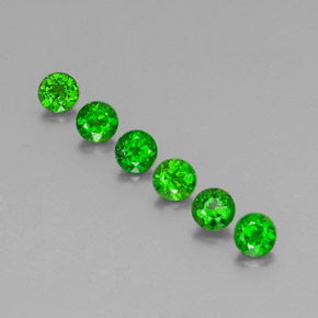 Achetez naturel ct vert diopside de chrome gems, coupe roude, en provenance russie chez gemselect. en stock, livraison internationale!
