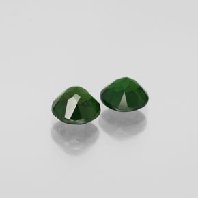 Achetez naturel ct vert diopside de chrome gems, coupe roude, en provenance russie chez gemselect. en stock, livraison internationale!