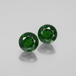Achetez naturel ct vert diopside de chrome gems, coupe roude, en provenance russie chez gemselect. en stock, livraison internationale!