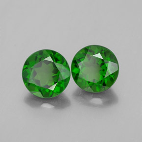 Achetez naturel ct Vert Diopside Chrome gems, Coupe roude, En provenance Russie chez GemSelect. En stock, livraison internationale!