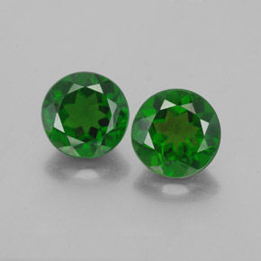 Achetez naturel ct Vert Diopside Chrome gems, Coupe roude, En provenance Russie chez GemSelect. En stock, livraison internationale!
