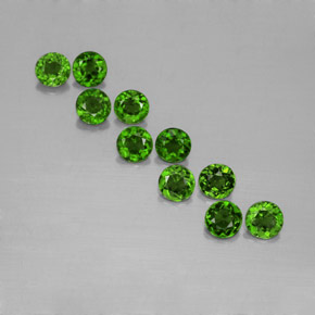 Achetez naturel ct Vert Diopside Chrome gems, Coupe roude, En provenance Russie chez GemSelect. En stock, livraison internationale!