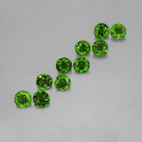 Achetez naturel ct Vert Diopside Chrome gems, Coupe roude, En provenance Russie chez GemSelect. En stock, livraison internationale!