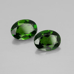 Achetez naturel ct vert diopside de chrome gems, coupe ovale, en provenance russie chez gemselect. en stock, livraison internationale!