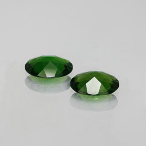 Achetez naturel ct vert diopside de chrome gems, coupe ovale, en provenance russie chez gemselect. en stock, livraison internationale!