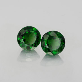 Achetez naturel ct Vert Diopside Chrome gems, Coupe roude, En provenance Russie chez GemSelect. En stock, livraison internationale!