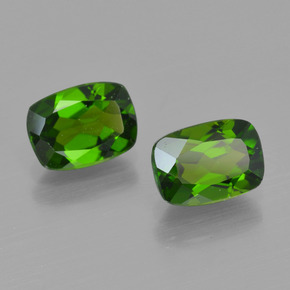 Achetez naturel ct Vert Diopside Chrome gems, Coupe coussin, En provenance Russie chez GemSelect. En stock, livraison internationale!