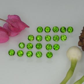 Achetez naturel ct Vert Diopside Chrome gems, Coupe roude, En provenance Russie chez GemSelect. En stock, livraison internationale!