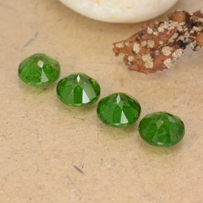 Achetez naturel 2.34ct Vert moyen-foncé Diopside Chrome gems, Coupe roude, En provenance Russie chez GemSelect. En stock, livraison internationale!
