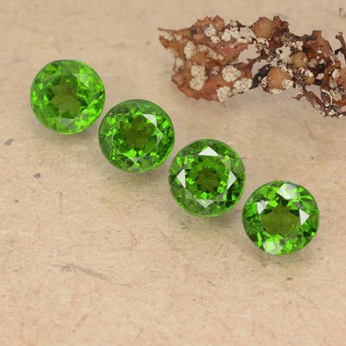 Achetez naturel 2.54ct Vert moyen-foncé Diopside Chrome gems, Coupe roude, En provenance Russie chez GemSelect. En stock, livraison internationale!