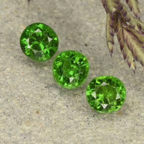 Achetez naturel 0.63ct Vert Diopside Chrome gems, Coupe roude, En provenance Russie chez GemSelect. En stock, livraison internationale!
