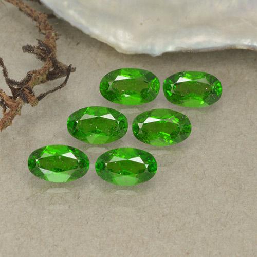 Achetez naturel 1.50ct Vert moyen-foncé Diopside Chrome gems, Coupe ovale, En provenance Russie chez GemSelect. En stock, livraison internationale!