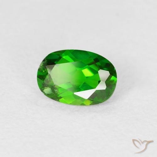 Diopside Chrome Vert intense naturelle ovale, 0.54 ct, VS