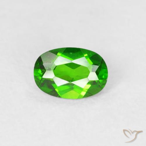 0.50ct Naturel Vert intense Diopside Chrome, ovale, VS