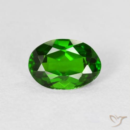 0.86ct Naturel Vert intense Diopside Chrome, ovale, VVS-VS