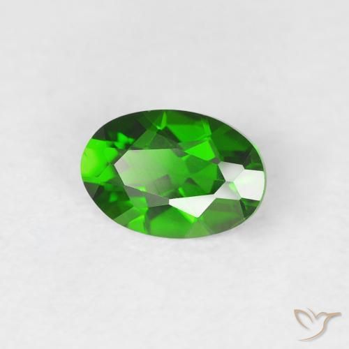 Diopside Chrome Vert forêt clair naturelle ovale, 0.47 ct, VVS-VS
