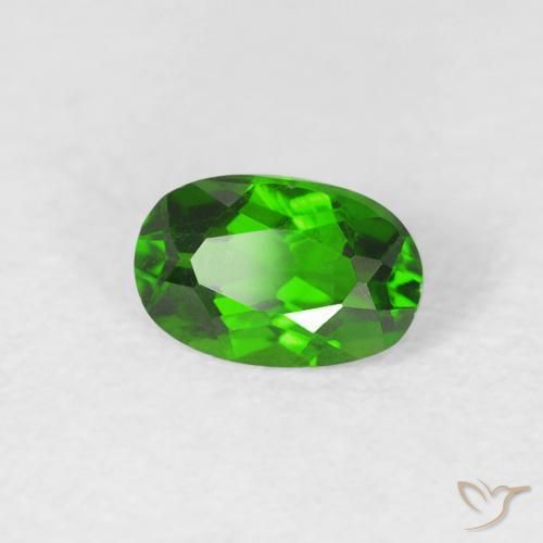 Diopside Chrome Vert foncé naturelle ovale, 0.51 ct, VVS-VS