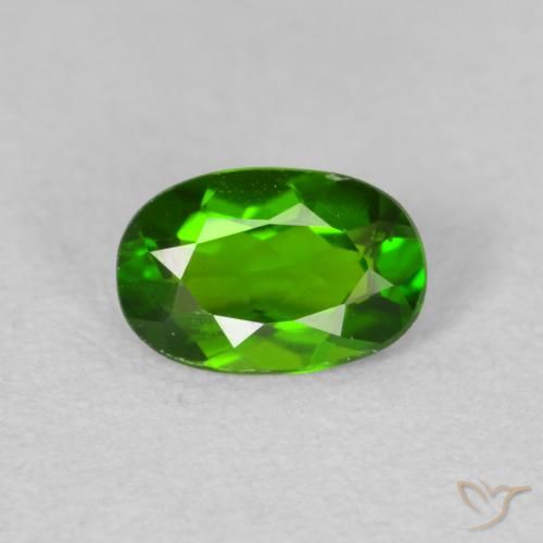 0.63ct Naturel Medium Dark-Green Diopside Chrome, ovale, VS