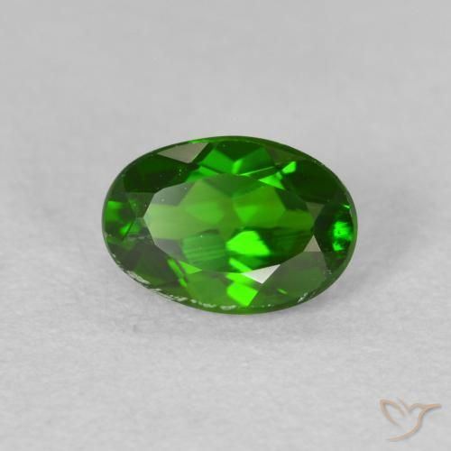 Diopside Chrome Medium Dark-Green naturelle ovale, 0.85 ct, VS