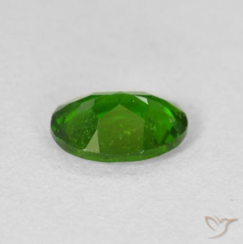 Diopside Chrome Medium Dark-Green naturelle ovale, 0.78 ct, VS-SI