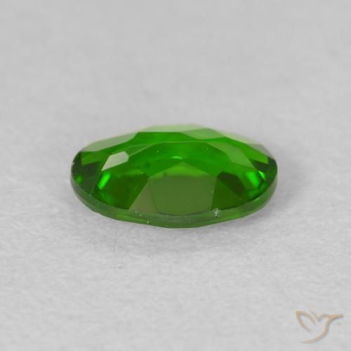 Diopside Chrome Medium Dark-Green naturelle ovale, 0.59 ct, VVS-VS