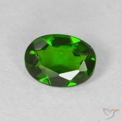 Diopside Chrome Medium Dark-Green naturelle ovale, 0.63 ct, VVS-VS