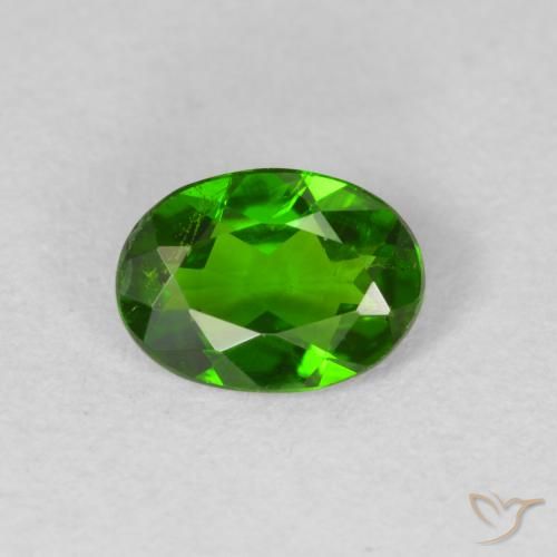 0.71ct Naturel Vert foncé Diopside Chrome, ovale, VS