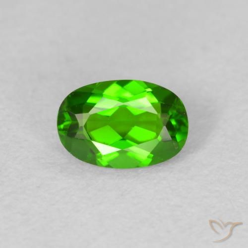 0.52ct Naturel Vert foncé Diopside Chrome, ovale, VVS-VS