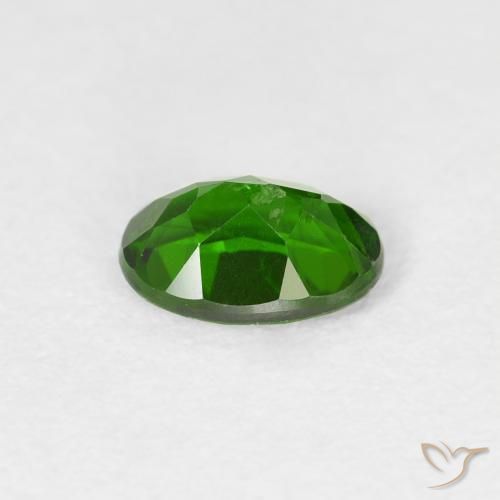 Diopside Chrome Vert intense naturelle ovale, 0.86 ct, VS-SI