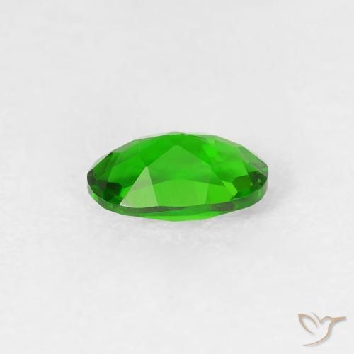 Diopside Chrome Vert intense naturelle ovale, 0.52 ct, VS
